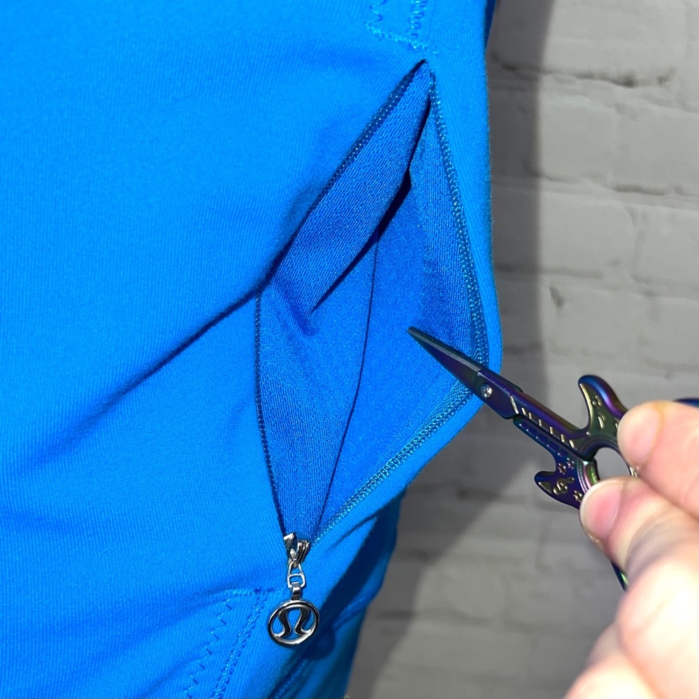 🚫SOLD! 💙Like New |•LULULEMON•| Beaming Blue Daily Yoga Full Zip Jacket💙 - Picture 6 of 16